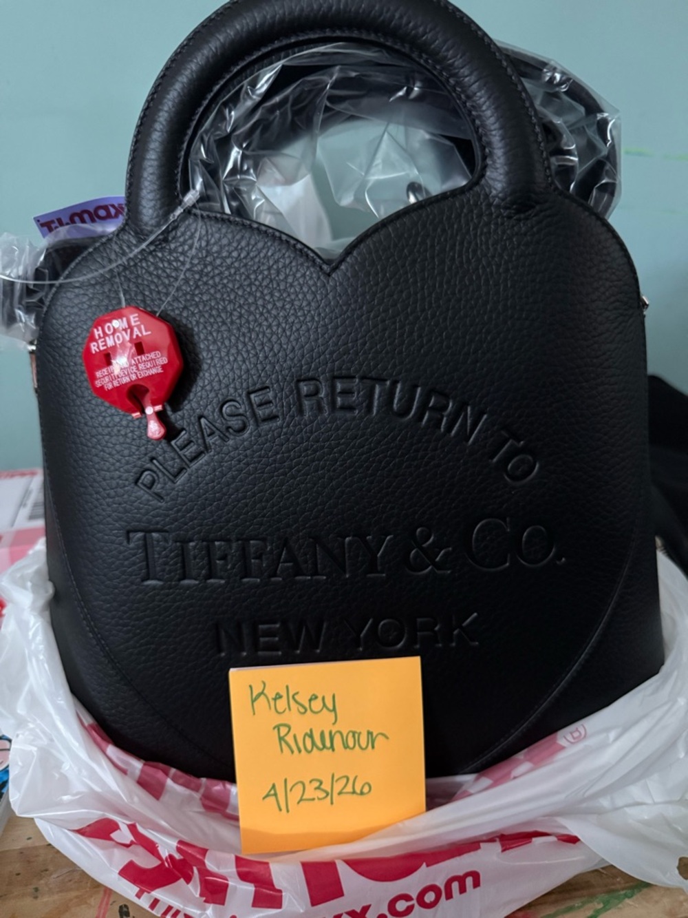 🦄Tiffany & Co. Black Medium RTT Heart-Embossed Leather Tote